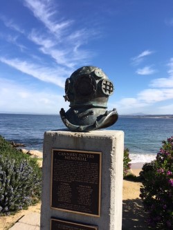 diver monument.jpg